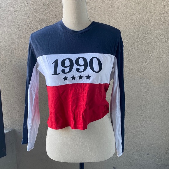 H&M Graphic Long Sleeve - Picture 1 of 2